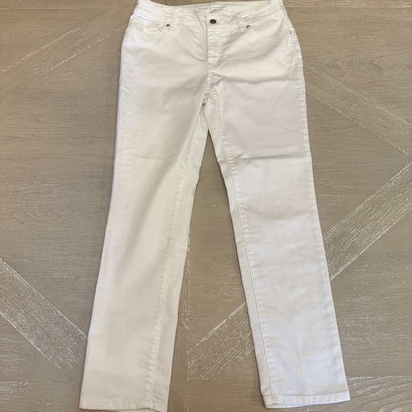 Chico's White Straight Leg Jeans Slim Boyfriend Ankle - Picture 1 of 7